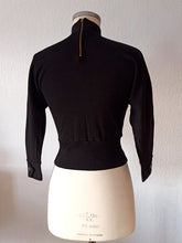 Laden Sie das Bild in den Galerie-Viewer, 1950s - CHRISTELLE, France - Deadstock Stunning Jumper - Sz 44
