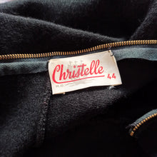 Laden Sie das Bild in den Galerie-Viewer, 1950s - CHRISTELLE, France - Deadstock Stunning Jumper - Sz 44
