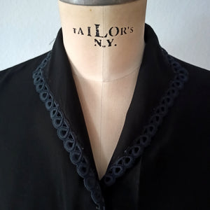 1950s - Elegant Black Rayon  Blouse - Sz 42