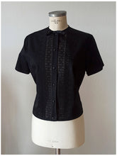 Charger l&#39;image dans la galerie, 1960s - Gorgeous Black Cotton Blouse - Sz 44
