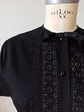 Charger l&#39;image dans la galerie, 1960s - Gorgeous Black Cotton Blouse - Sz 44
