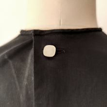 Load image into Gallery viewer, 1960s - Gorgeous Black Cotton Blouse - Sz. 44
