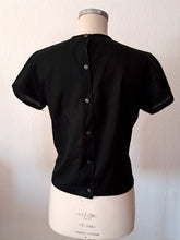 Laden Sie das Bild in den Galerie-Viewer, 1960s - SWISS QUALITY, Switzerland - Cute Black Cotton Blouse - Sz. 44
