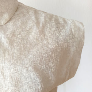 1950s - Adorable White Textured Nylon Blouse - Sz 44
