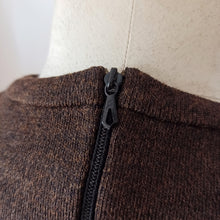Cargar imagen en el visor de la galería, 1950s 1960s - HEFSA, Spain - Size 4 - Deadstock Brown Twin Set
