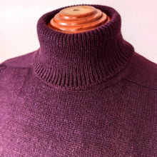 Cargar imagen en el visor de la galería, 1950s 1960s - CRILENKA, Spain - Deadstock Mulberry Turtleneck
