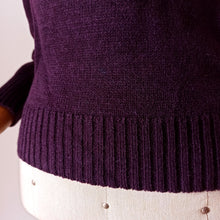 Cargar imagen en el visor de la galería, 1950s 1960s - CRILENKA, Spain - Deadstock Mulberry Turtleneck
