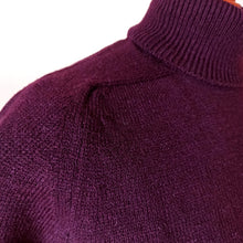 Cargar imagen en el visor de la galería, 1950s 1960s - CRILENKA, Spain - Deadstock Mulberry Turtleneck
