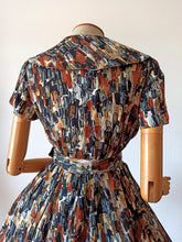 Load image into Gallery viewer, 1950s - Stunning French Abstract Rayon Satin Dress - W30 (76cm)
