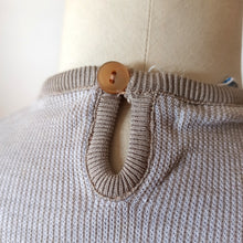 Charger l&#39;image dans la galerie, 1960s - SUBLYM, Spain - Deadstock Beige Knit Top - Sz 4
