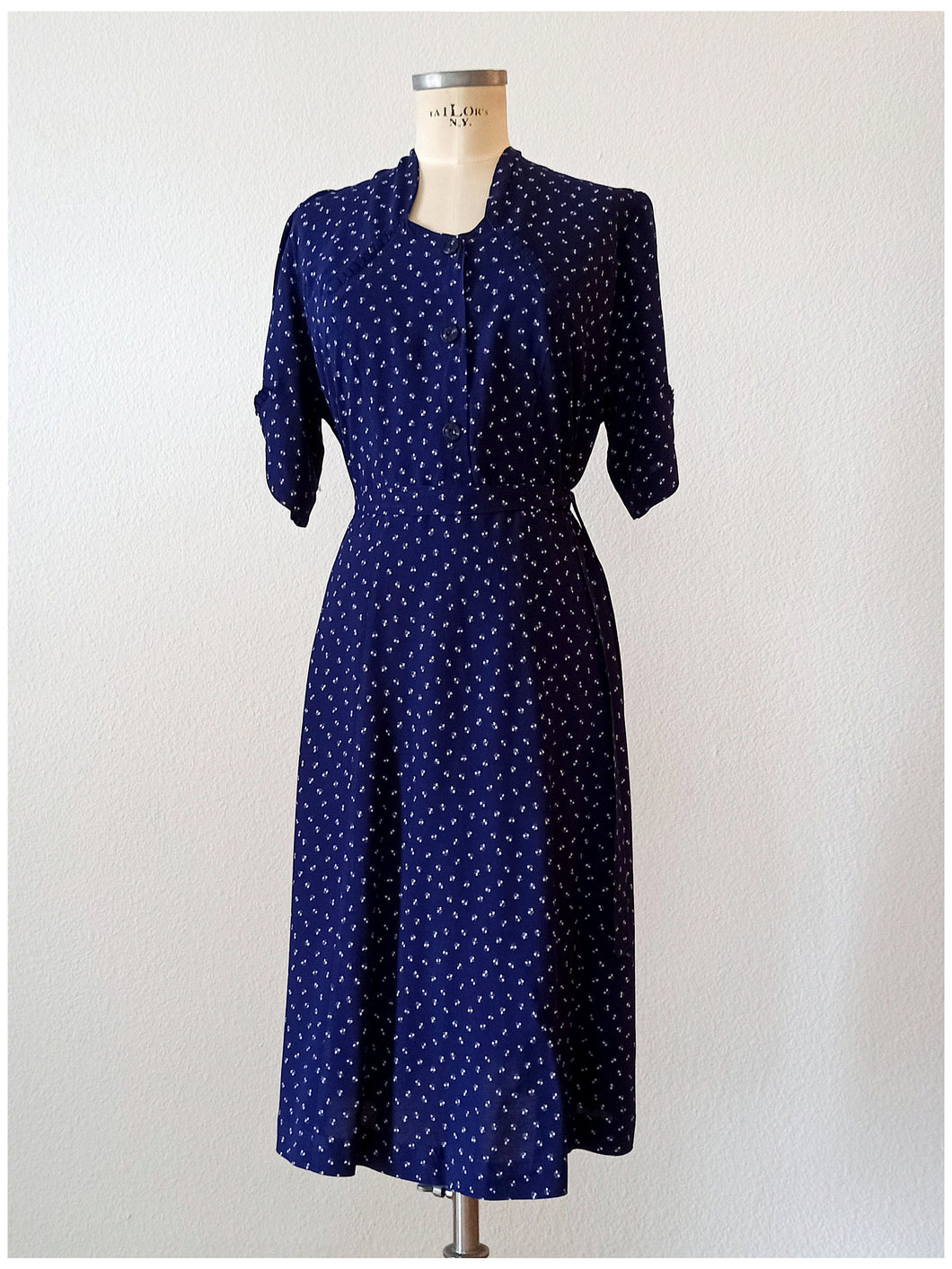 1940s - JOELLA-BOUSSAC, Paris - Gorgeous Rayon Floral Dress - Sz 50