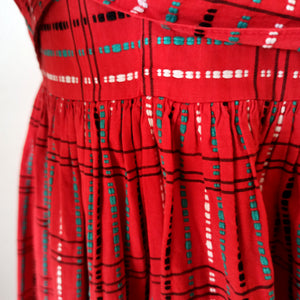 1950s - Adorable Red Cotton Pockets Dress - W33 (84cm)