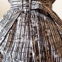 Load image into Gallery viewer, 1950s 1960s - GALERIES LAFAYETTE, Paris - Abstract Satin Dress - W27.5 (70cm)
