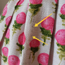Load image into Gallery viewer, 1950s 1960s - Adorable Floral Print Cotton Dress - W27.5 (70cm)
