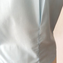 Load image into Gallery viewer, 1950s - COUTURE, France - Cute Baby Blue Cotton Blouse - W34.5 (88cm)
