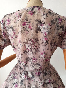 1950s - Adorable Light Pink Floral Dress - W30 (76cm)