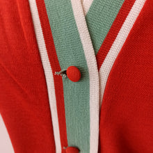 Laden Sie das Bild in den Galerie-Viewer, 1960s - LAMINETTE, France - Lovely Tile Knit Dress - Sz 44
