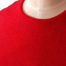 Cargar imagen en el visor de la galería, 1960s - Stunning Red Textured Dress - W34.5 (88cm)
