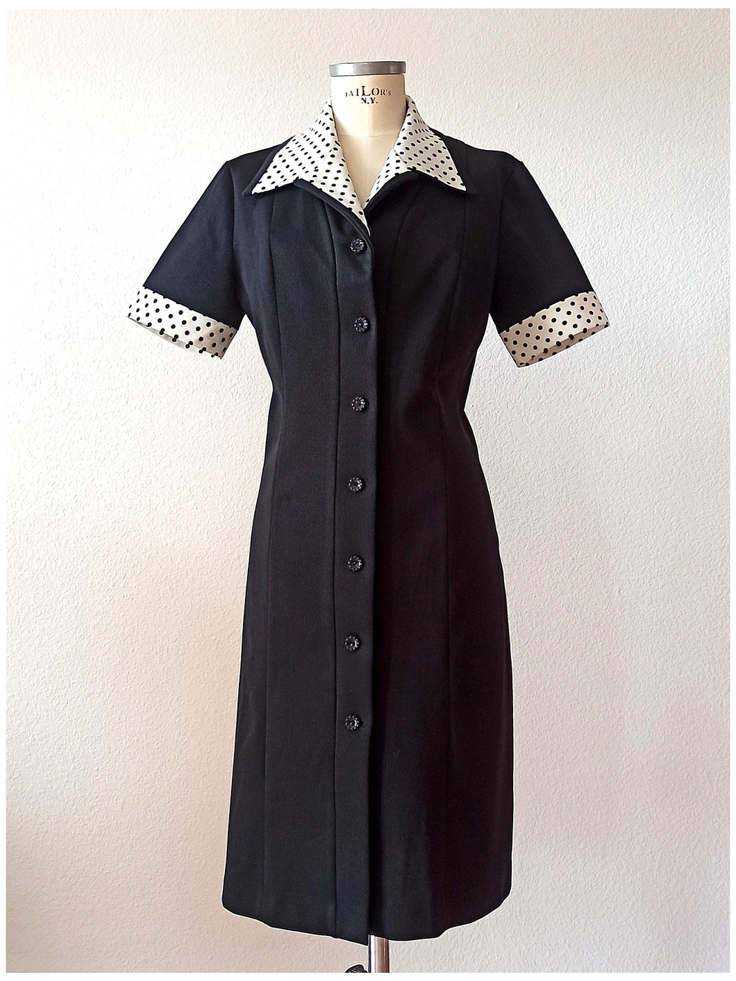 1960s 1970s - BURLINGTON JERSEY - Superb Black Dotted Dress - Sz 46 Der Fuchs Vintage 1960s 1970s - BURLINGTON JERSEY - Superb Black Dotted Dress - Sz 46 Der Fuchs Vintage