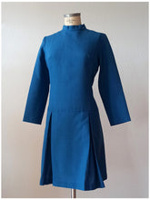 Laden Sie das Bild in den Galerie-Viewer, 1960s - EURAL, France - Gorgeous Blue Dress - Sz 44
