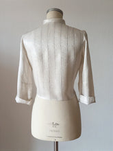 Cargar imagen en el visor de la galería, 1960s - Divine Rayon Silk Lurex Blouse - Sz 36
