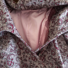 Laden Sie das Bild in den Galerie-Viewer, 1960s 1970s - Elegant Antique Pink Textured Dress - W31 (80cm)

