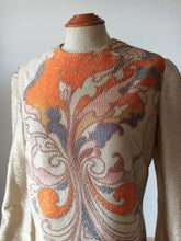 Laden Sie das Bild in den Galerie-Viewer, 1960s - DORIANA, Italy - Stunning Lurex Bell Sleeves Dress
