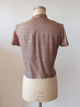 Cargar imagen en el visor de la galería, 1960s - Sophie Grandval, France - Exquisite Silk Blouse

