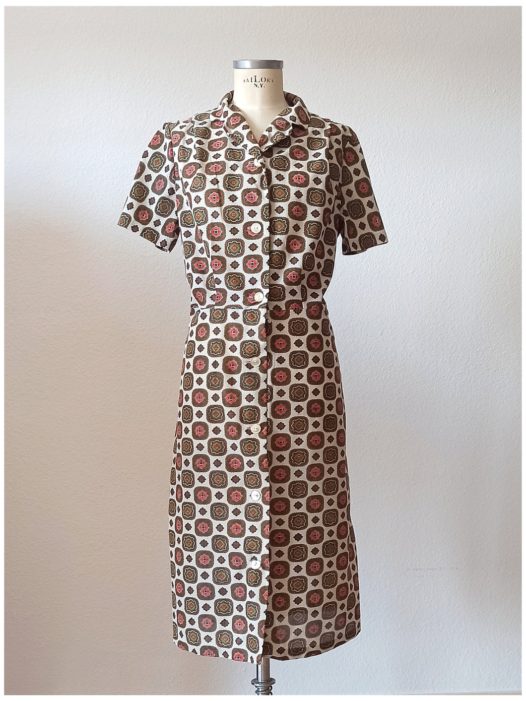 1960s - Cute Printed Nylon Home Dress - Sz 44