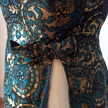 Cargar imagen en el visor de la galería, 1960s - Spectacular 2pc Open Sides Dress - W28.5 (72cm)
