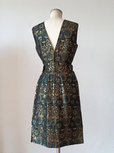Cargar imagen en el visor de la galería, 1960s - Spectacular 2pc Open Sides Dress - W28.5 (72cm)
