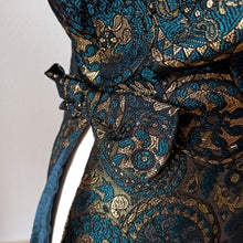 Cargar imagen en el visor de la galería, 1960s - Spectacular 2pc Open Sides Dress - W28.5 (72cm)

