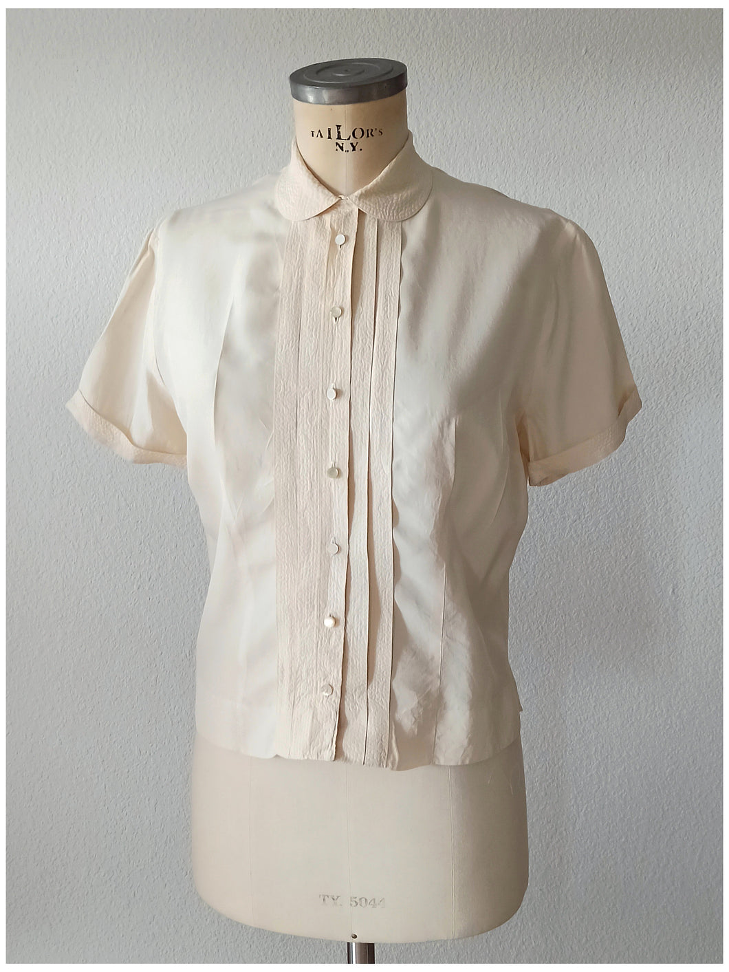 1950s - WOCO BADEN-BADEN, Germany - Pure Silk Ivory Blouse - Sz 44