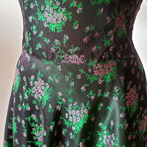 1940s - SALENS, Stockholm - Stunning Green Floral Dress - W29 (74cm)