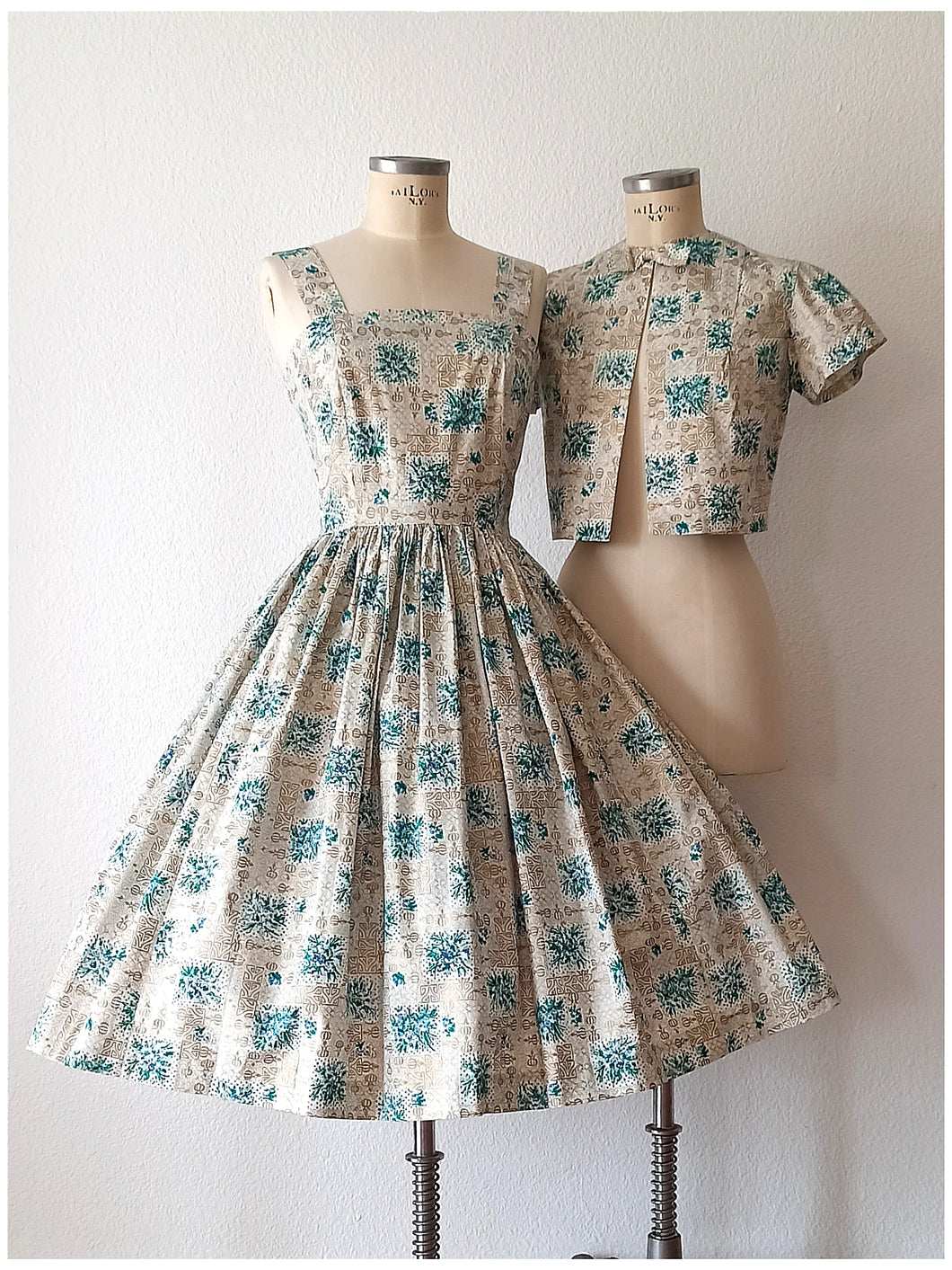 1950s - BOUSSAC, France - Exquisite Unworn Bolero Dress - W26 (66cm)