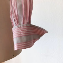 Load image into Gallery viewer, 1940s 1950s - FRANCE - Superb Pink Grey Stripes Cotton Blouse - W35 (90cm)
