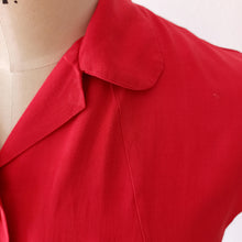 Load image into Gallery viewer, 1950s - Gorgeous Red Rayon Blouse - W31.5 (80cm)
