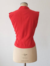 Load image into Gallery viewer, 1950s - Gorgeous Red Rayon Blouse - W31.5 (80cm)
