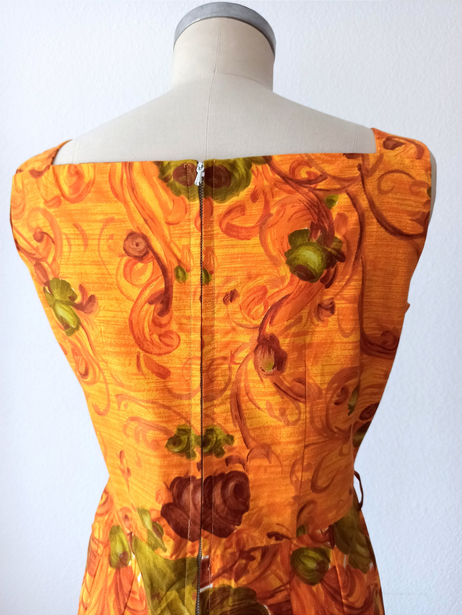 1950s - DEADSTOCK - Stunning Roseprint Cotton Dress - W31