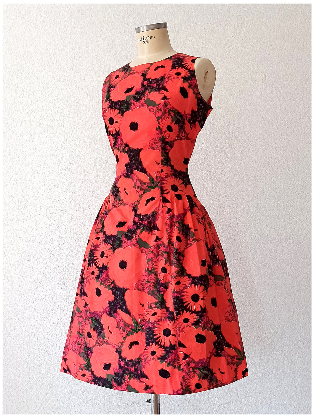1950s - Stunning Floral Cotton Dress - W27 (68cm)