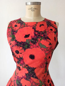 1950s - Stunning Floral Cotton Dress - W27 (68cm)