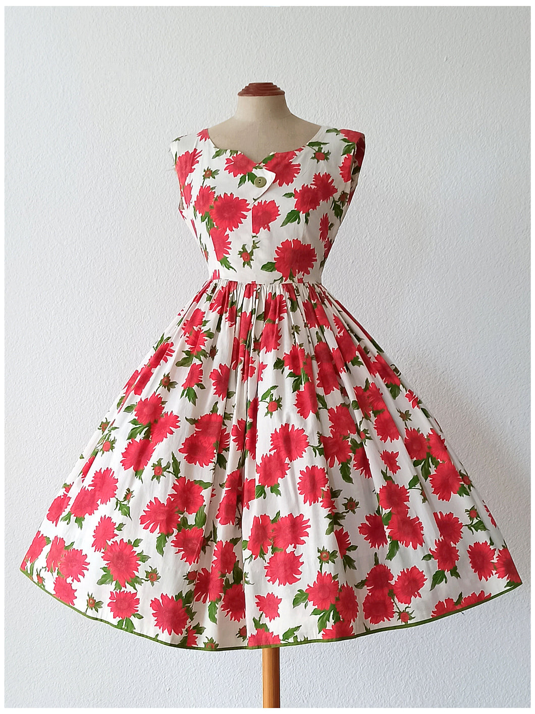 1950s - Spectacular Red Green Floral Cotton Dress - W28 (70cm)