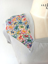 Cargar imagen en el visor de la galería, 1950s - French Deadstock Embroidered Jumper - Sz S/M
