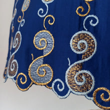 Cargar imagen en el visor de la galería, 1950s 1960s - French DEADSTOCK - Gorgeous Blue Cotton Dress - W31.5 (80cm)
