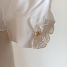 Laden Sie das Bild in den Galerie-Viewer, 1950s - SERMO, France - Exquisite Deadstock Blouse - Sz 46
