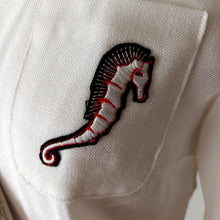 Laden Sie das Bild in den Galerie-Viewer, 1950s 1960s - ISIDORE ANDRE, France - Deadstock Seahorse Blouse - Sz 40
