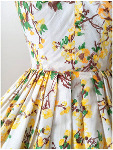 1950s 1960s - Precious Floral Textured Cotton Dress - W25 (64cm)