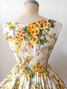 1950s 1960s - Precious Floral Textured Cotton Dress - W25 (64cm)