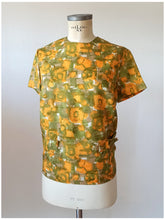 Cargar imagen en el visor de la galería, 1960s - Beautiful Abstract Blouse
