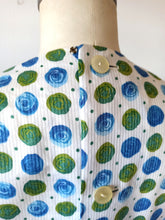 Load image into Gallery viewer, 1960s - Roseprint Cotton Blouse
